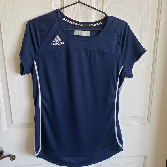 Tops - Adidas women shirt